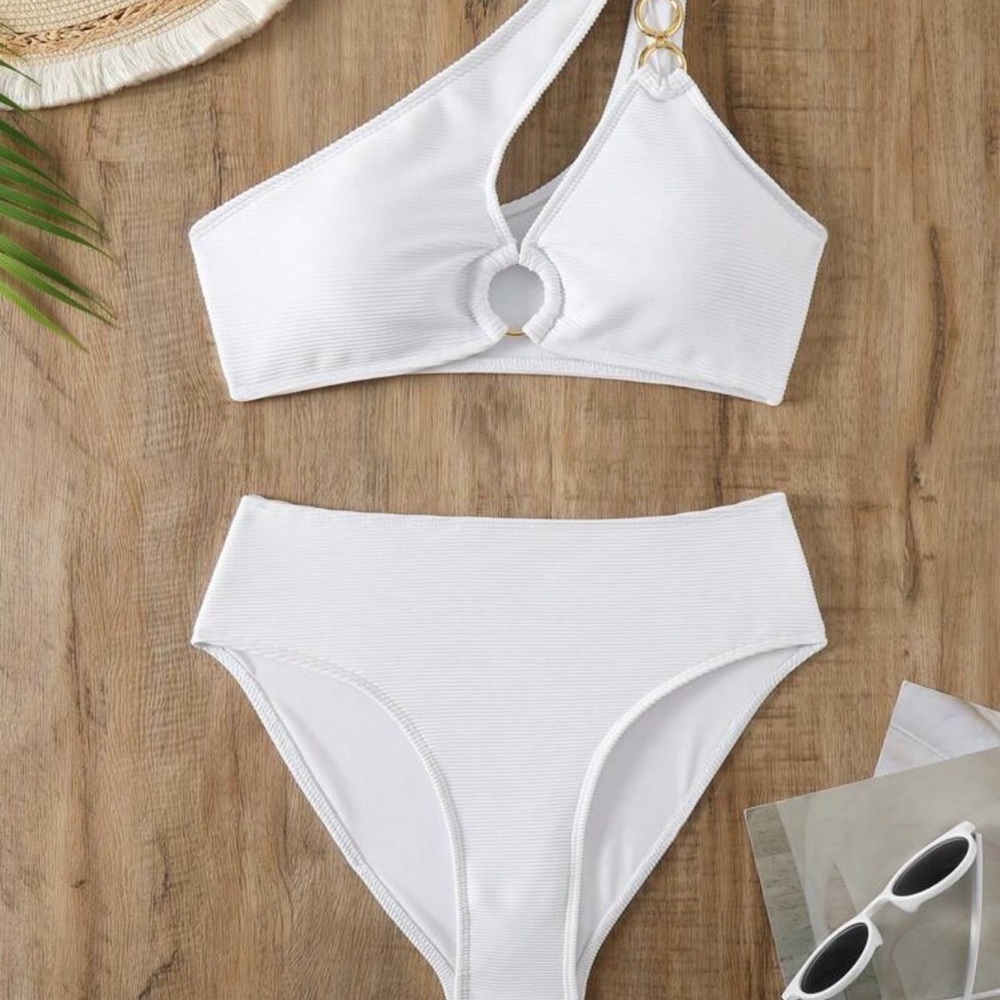 White One-Shoulder Bikini - Picture 7 of 9